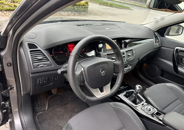 Renault Laguna cena 25900 przebieg: 178231, rok produkcji 2011 z Wolbrom małe 667